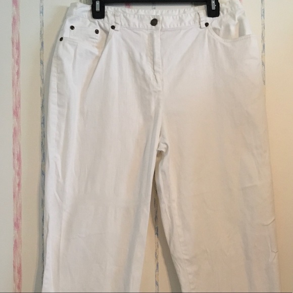 RUBY RD. Clam Diggers - Picture 2 of 5